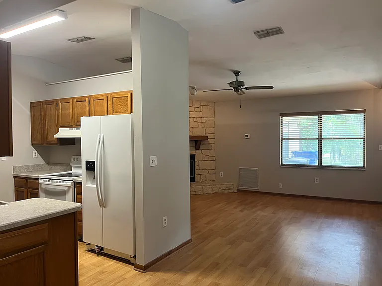 424 Orchis Rd — Photo 4