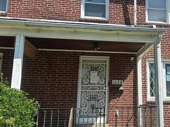 3rd image of 1624 Pentwood Rd