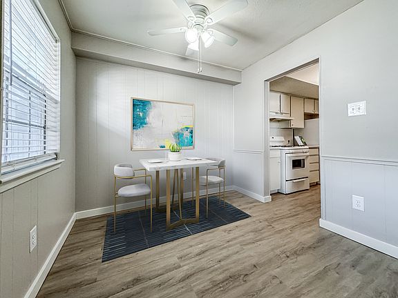 4th image of 5403 1/2 William Holland Ave #103