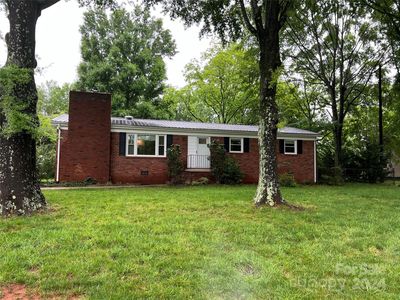 1007 3rd St SE, Conover, NC, 28613