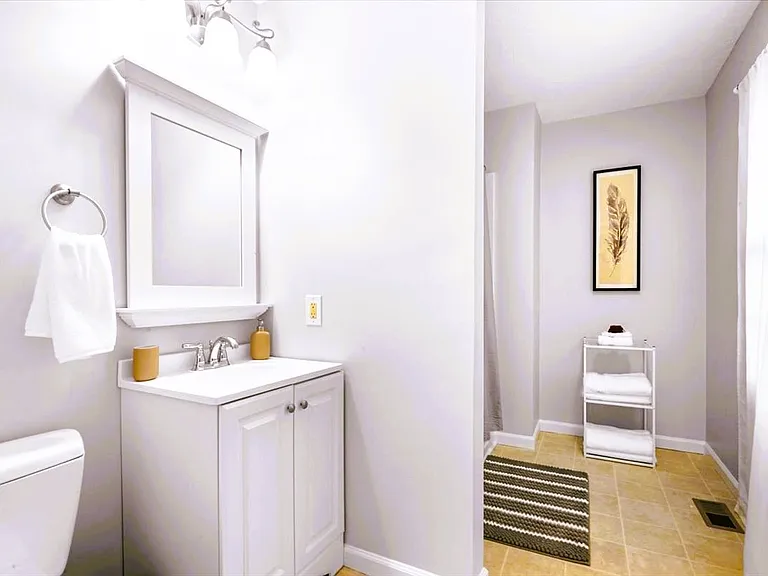 34 Shenandoah Dr — Photo 23