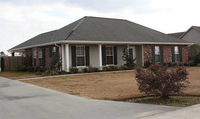 1st image of 219 Kleinpeter Dr
