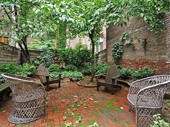 4th image of 109 Greenwich Ave