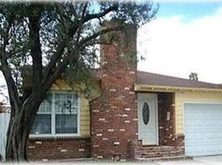 3307 Walnut Ave, Signal Hill, CA 90755