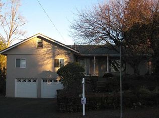 690 SE 24th Ave, Hillsboro, OR 97123
