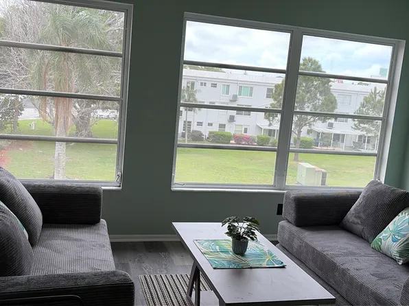 2467 Finlandia Ln APT 75, Clearwater, FL 33763