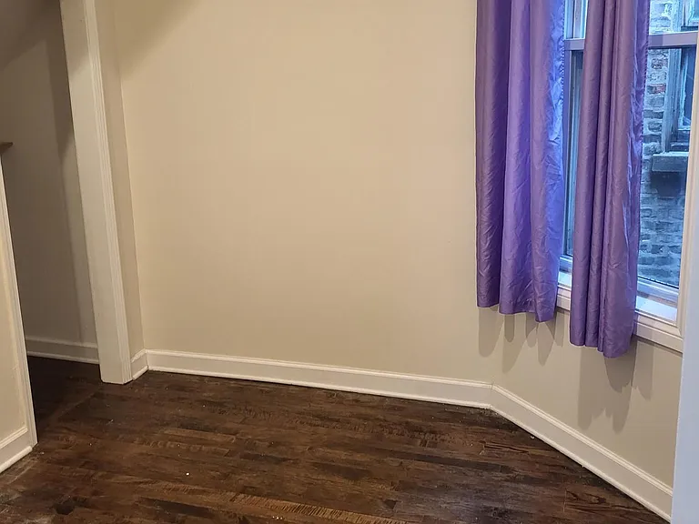 3623 W Grenshaw St #1 — Photo 6