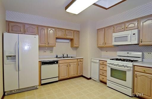 5th image of 3046 Palmer Ct #52