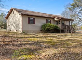 40 Creekwood Rd, Winder, GA 30680