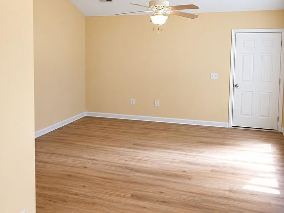 5th image of 209 Horn Rd