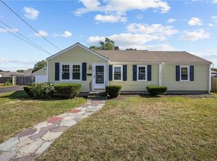 93 Blackburn St, Pawtucket, RI 02861