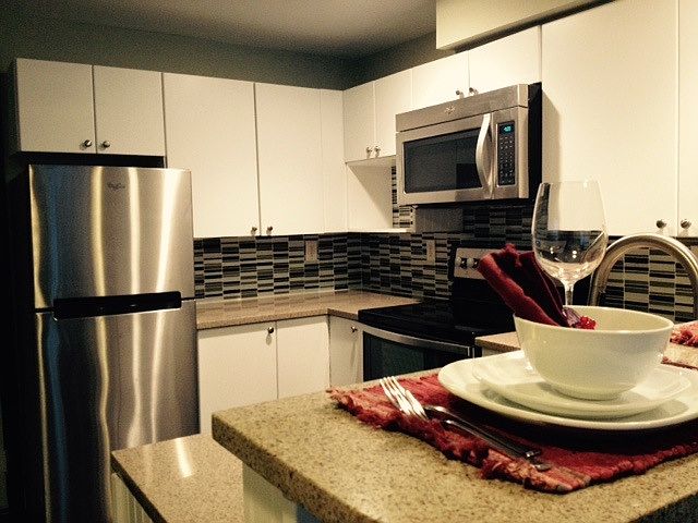 1st image of 425 Vine St APT 315