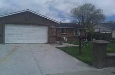 2nd image of 1326 Farringdon Dr