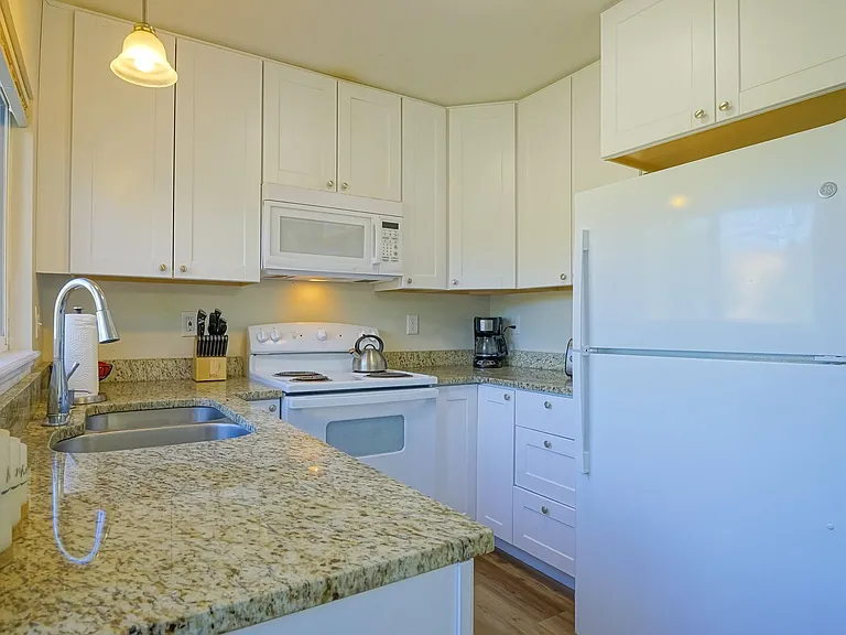 5038 Chariot Dr — Photo 28