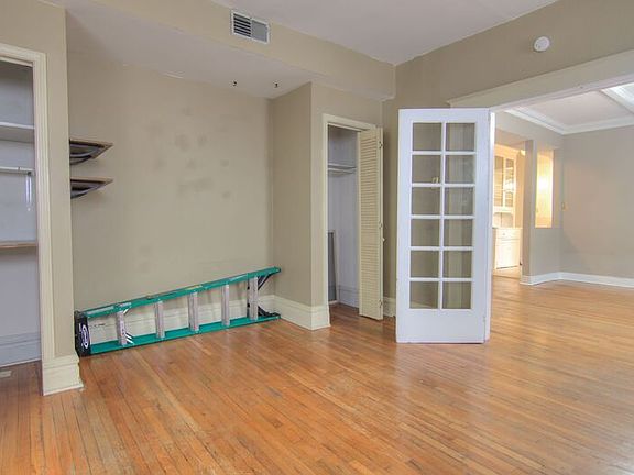 5th image of 3842 De Tonty St APT 2E