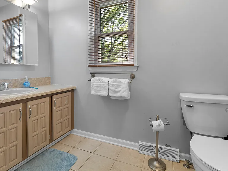 33 Concord Dr — Photo 25