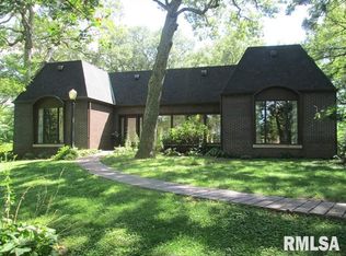 2007 Baldwin Rd, Jacksonville, IL 62650