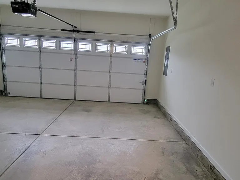 2 Car Garage