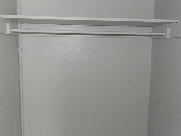 5th image of 250 11th Ave NE APT 4