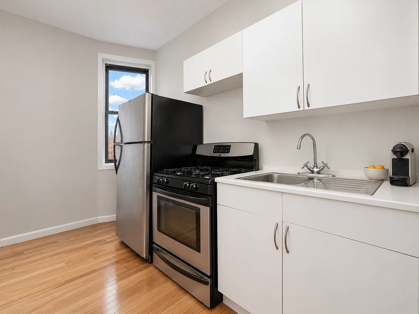 240 East 2nd Street — Photo 4