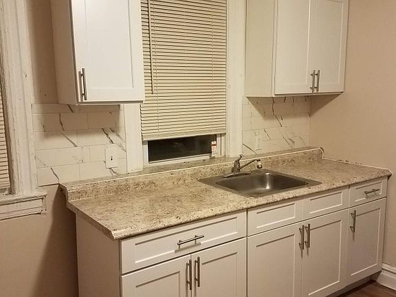 3rd image of 259 Amherst St Floor 2