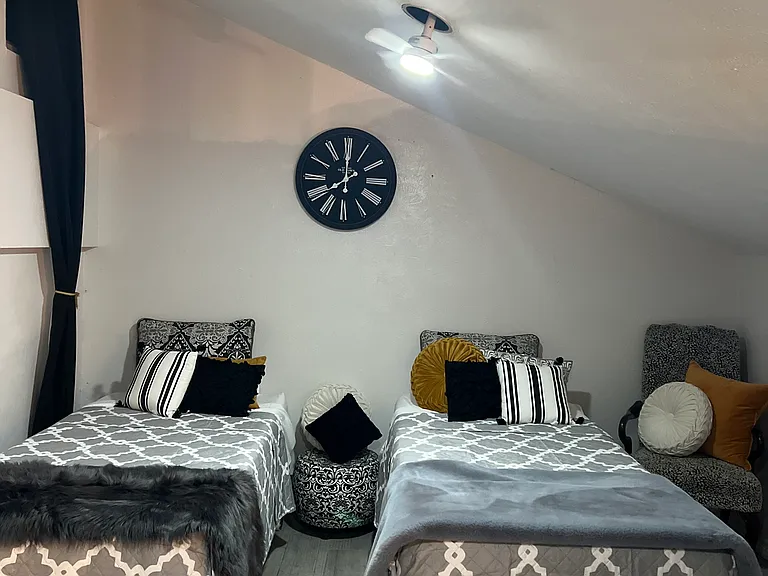 226 W Houston St #212 — Photo 7