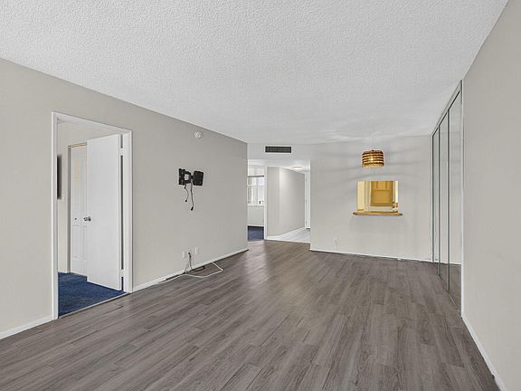 4th image of 4501 NE 21st Avenue #208
