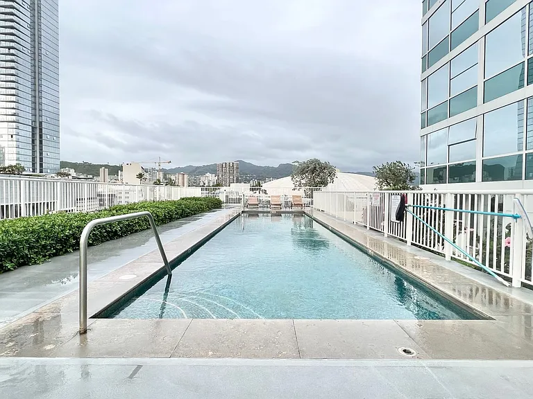 909 Kapiolani Blvd #1601 — Photo 40
