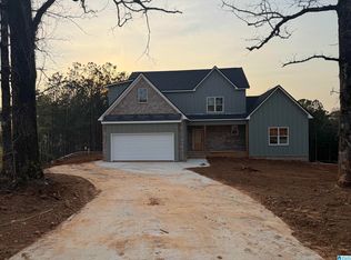 198 Estates Club Dr, Pell City, AL 35128