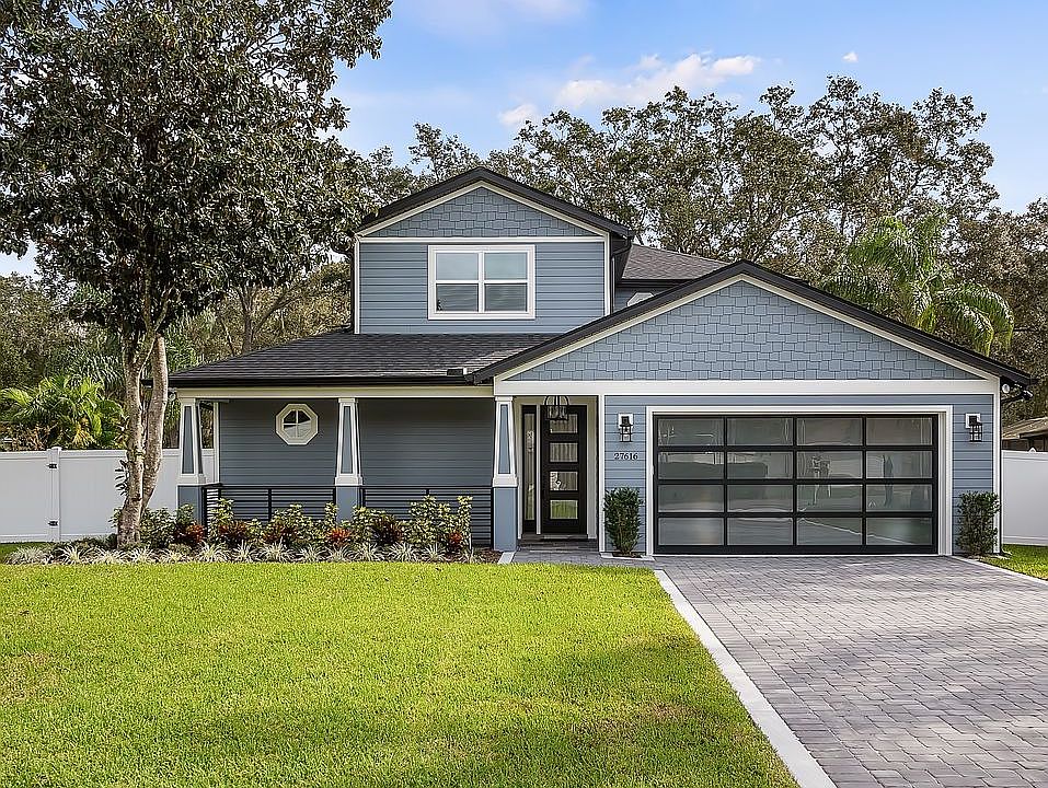 27616 Lois Dr., Tavares, FL