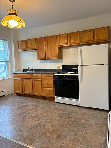 258 Chestnut St #2 Photo 1