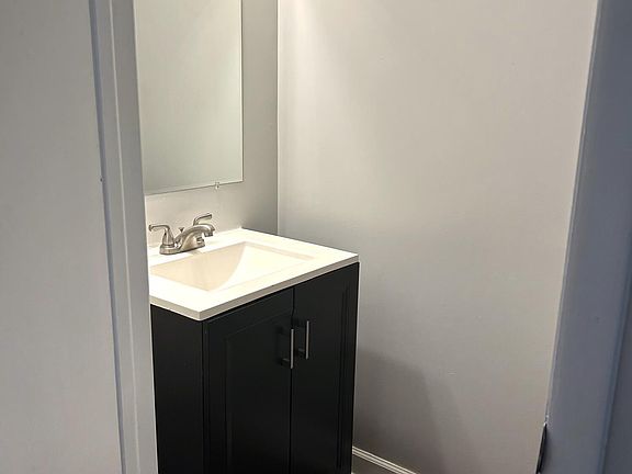 5th image of 7705 Bernadette Ln