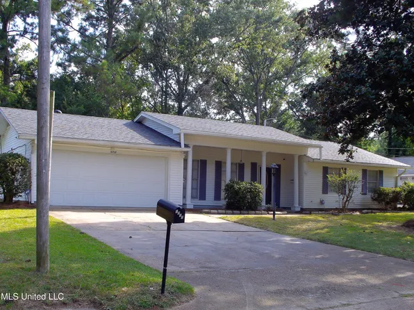 5717 Wildflower Dr, Jackson, MS 39209