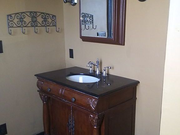 Main unit upstairs bathroom