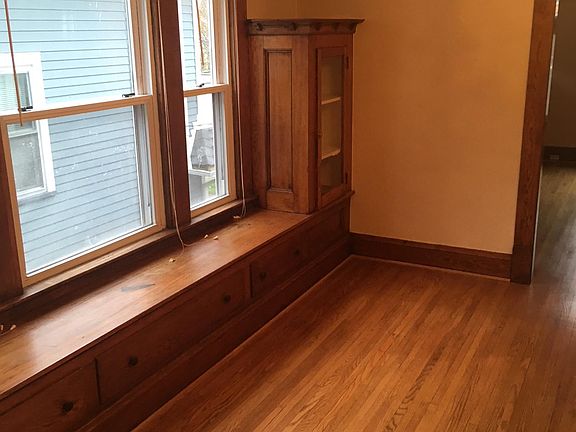 5th image of 1349 Cranford Ave