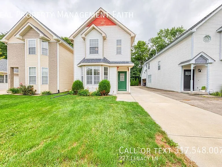 227 Legacy Ln — Photo 2