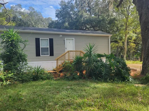 9337 S Starfish Ave, Floral City, FL 34436