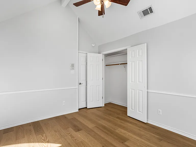 2942 Woodland Hills Dr — Photo 23