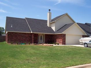 313 SE 40th St, Lawton, OK 73501