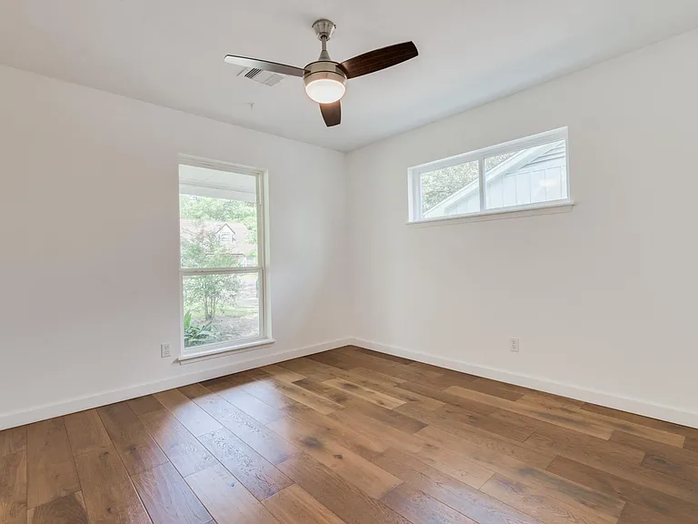 10047 Briarwild Ln — Photo 29