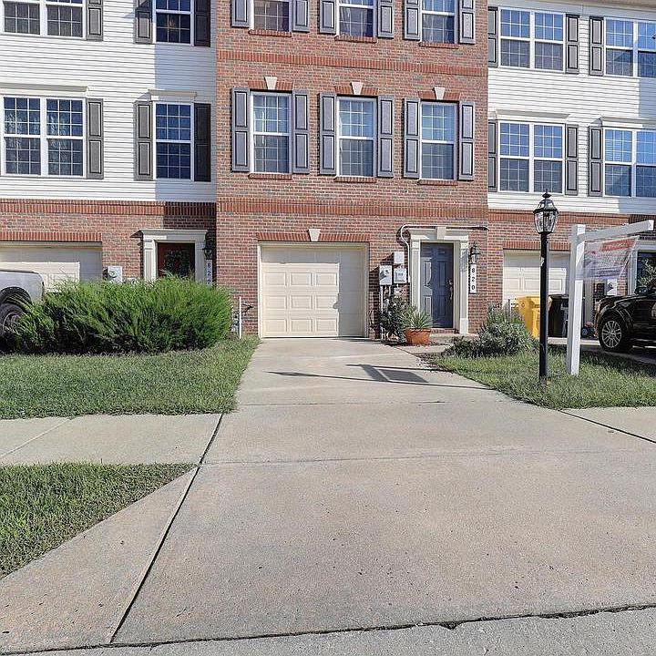 1st image of 820 Glenside Way