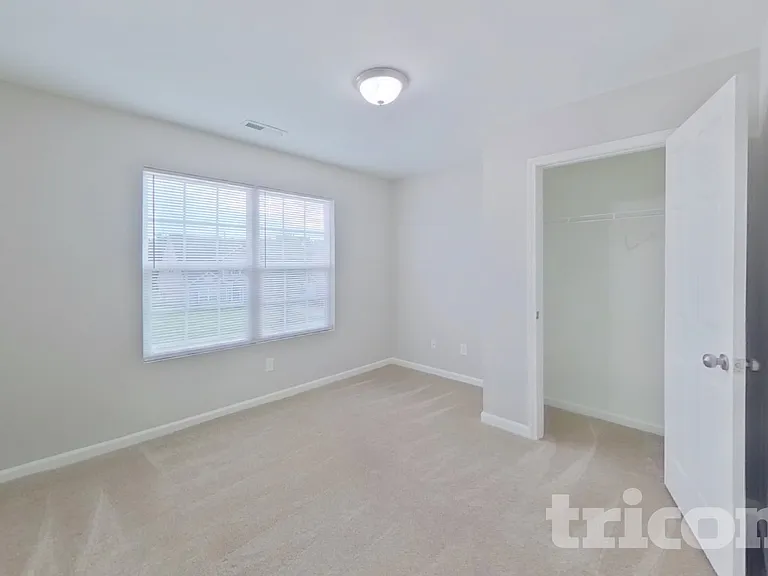 513 Gentle Breeze Ln — Photo 13