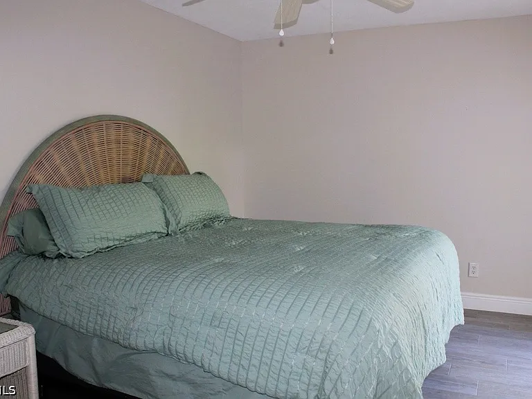 6328 Sugar Bush Ln #B — Photo 14