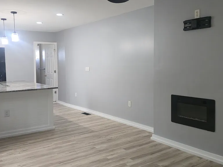203 N Carey St #1 — Photo 17