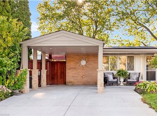 2610 Constable Rd, Mississauga, ON L5J 1W2