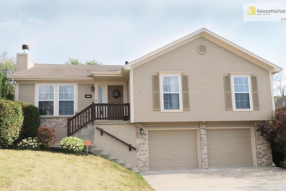 1st image of 4605 NE 102nd Ct