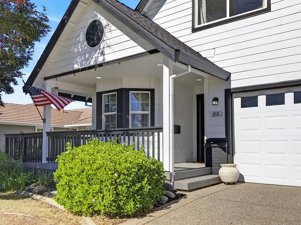 1st image of 213 K St