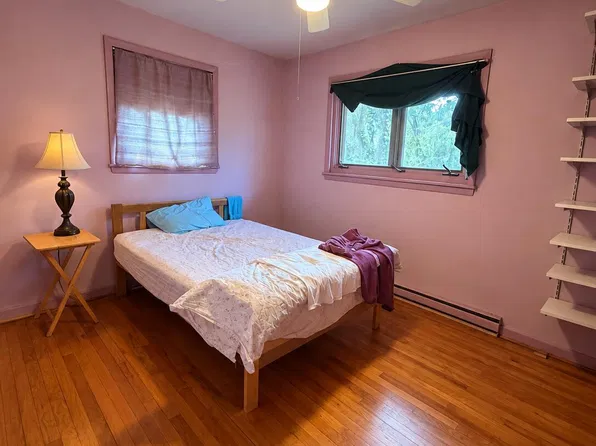 12 Ellen Pl, Chapel Hill, NC 27514