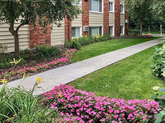 2nd image of 6680 Lucia Ln NE #54a4aa32f