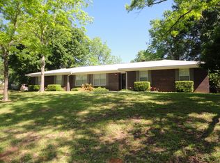 303 E Hickory Bend Rd, Enterprise, AL 36330